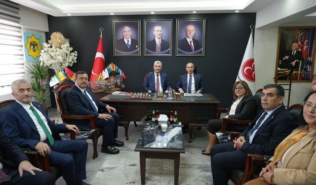 Bakan Bolat’tan MHP Gaziantep’e hayırlı olsun ziyareti