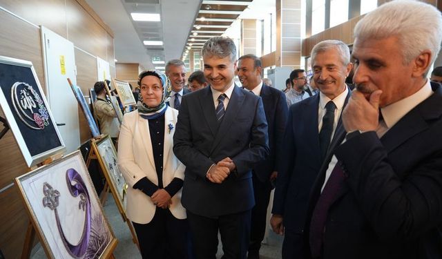 Geleneksel eserler ziyaretçilerle buluştu
