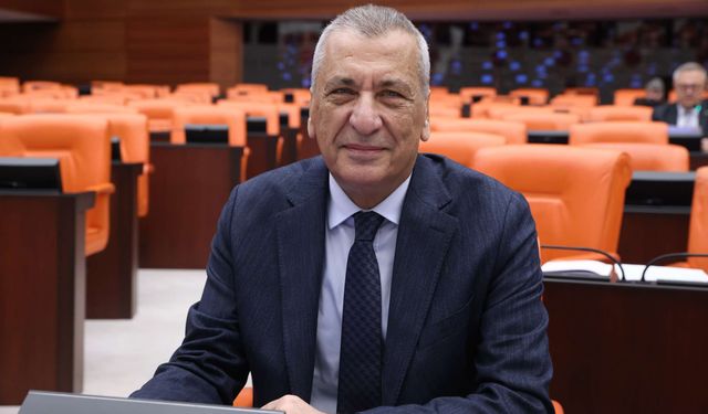 Öztürkmen’den Kacır’a sert çıkış