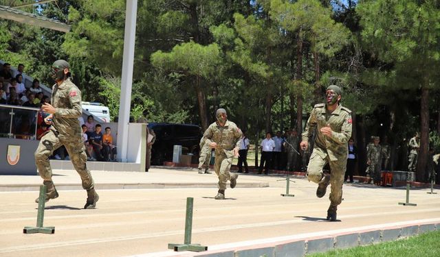 Türk Kara Kuvvetleri'nin 2235'inci yılı Gaziantep'te kutlandı