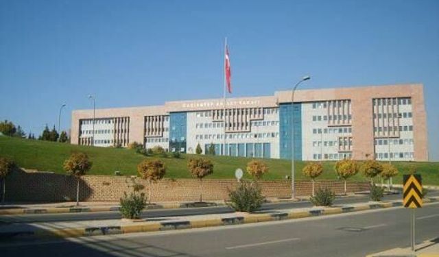 Ağrı merkezli “nitelikli dolandırıcılık’’ operasyonunda 5 zanlı tutuklandı