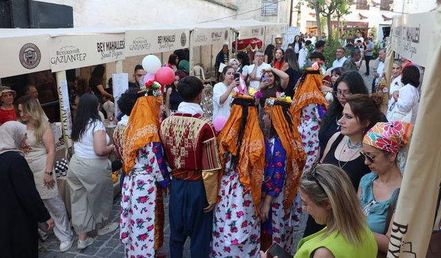 Gaziantep'te Bey Mahallesi Sanat Sokağı hizmete açıldı