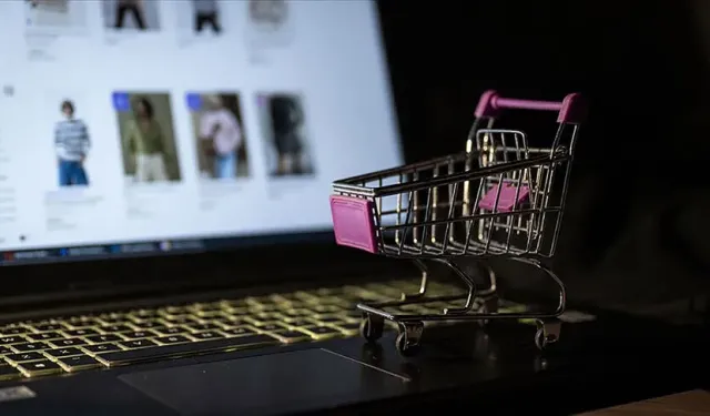 Ticaret Bakanlığı’ndan indirimli satış reklamlarına sıkı denetim