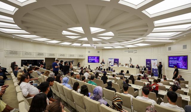Depremzede çocuklara işitme desteği