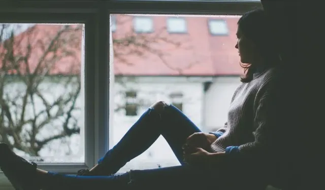 Depresyon belirtilerine dikkat: Depresyon tedaviyle kontrol altına alınabilir