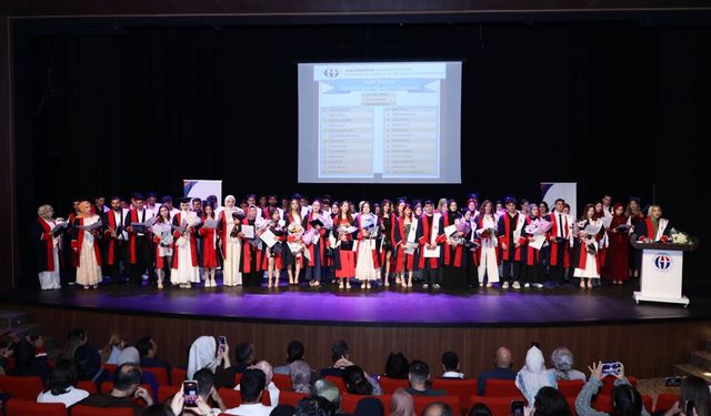GAÜN Turizm MYO'da mezuniyet heyecanı yaşandı