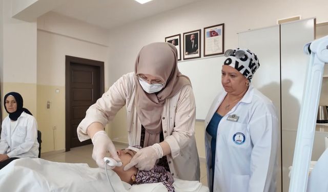 Gaziantep'te kadınlar güzellik kurslarına akın etti