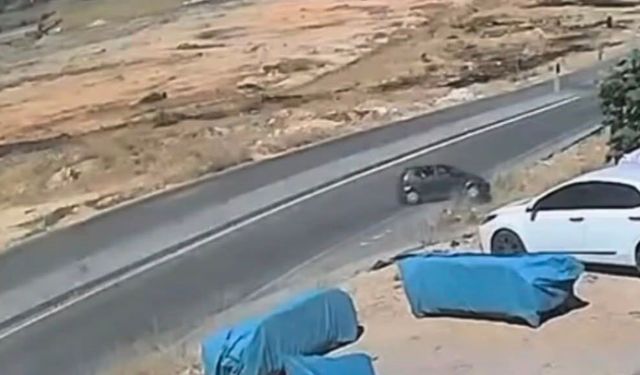 Gaziantep'te kontrolden çıkan araç menfeze uçtu