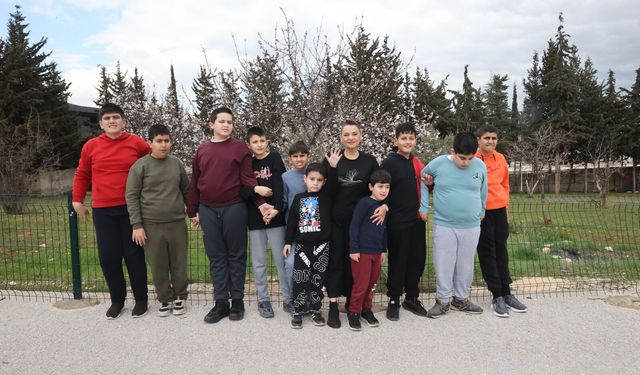 Otizmli ikizler ilham kaynağı oldu