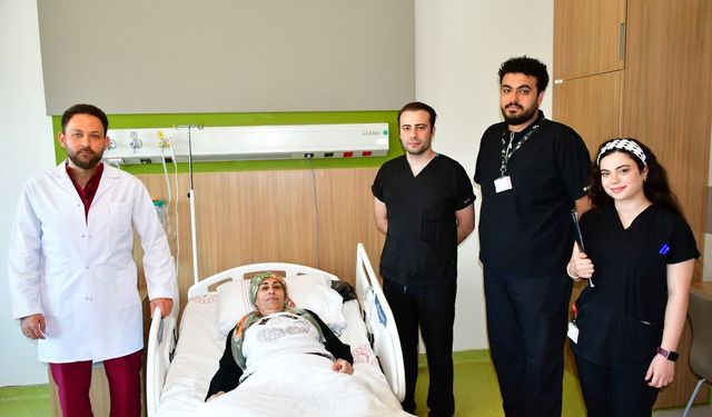 Gaziantep’te 20 kiloluk tümör başarıyla çıkarıldı