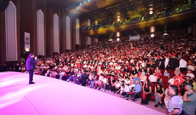 Ahmet Şafak Gazianteplilere unutulmaz gece yaşattı