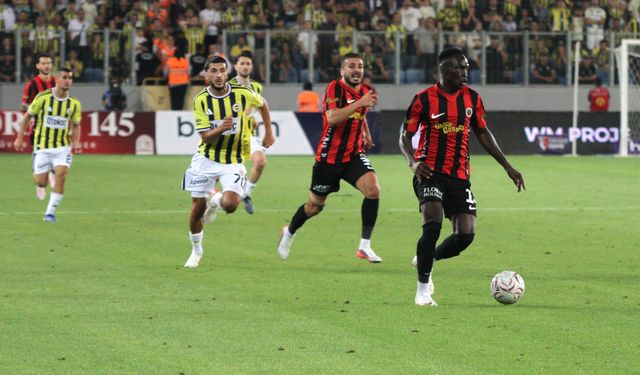 Fenerbahçe ilk maçında hayal kırıklığı yarattı