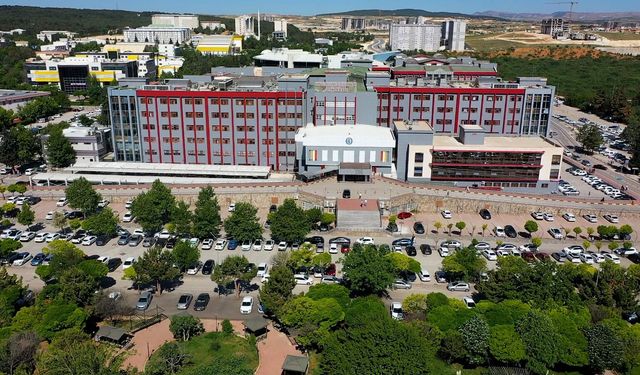 GAÜN, 3 yılda Kornea naklinde rekor sayıya ulaştı