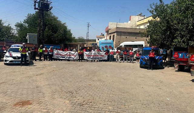 Gaziantep’te tarım araçlarına reflektör desteği sağlandı