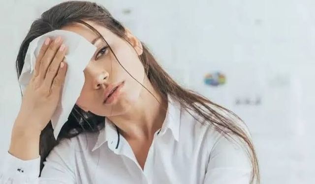 Aşırı terleme şikâyeti olanlar dikkat!