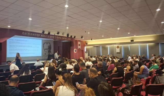 GKV’de Öğretmenlere “Türkiye Yüzyılı” Semineri