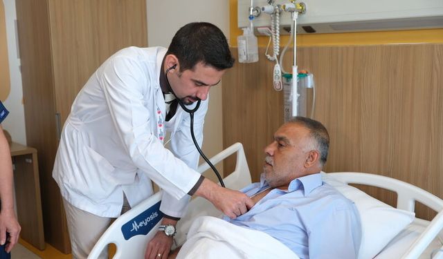 Gaziantep’te kalbindeki delik ameliyatsız kapatıldı
