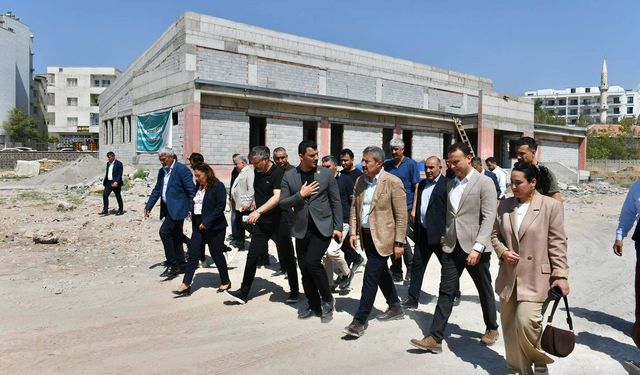 Milletvekili Arslan Tatar'dan İdil'e Yarı Olimpik Yüzme Havuzu Müjdesi