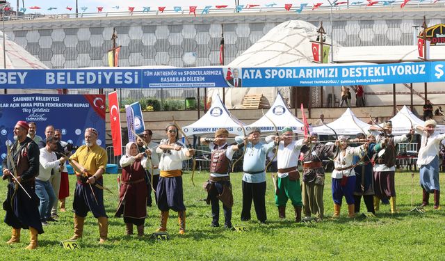Gaziantep’te 120 sporcu okçuluk için buluştu