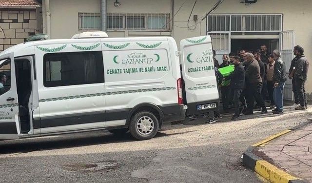 Gaziantep’te hayvan çiftliğinde elektrik akımı can aldı