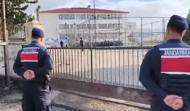 Gaziantep’te okul çevrelerinde jandarmadan sıkı denetim