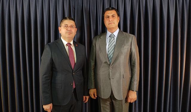 Umut Yılmaz: Ekspres, geleceğin gazetecileri için bir okul