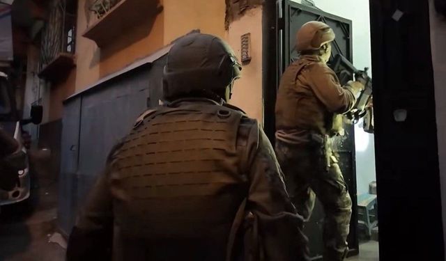 Gaziantep’te yağma suçuna şafak baskını: Çok sayıda mühimmat ele geçirildi
