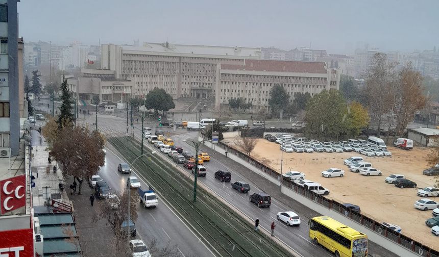 Gaziantep'te kar yağışı başladı