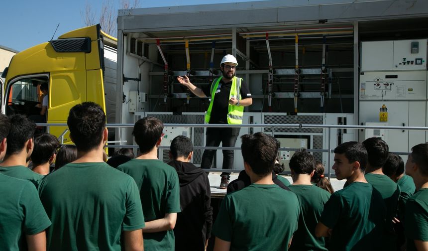 Mobil Eğitim Tırı deprem bölgesini ziyaret edecek