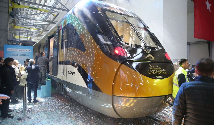 Yerli ve Milli Tren setleri Gaziantep’e ulaştı