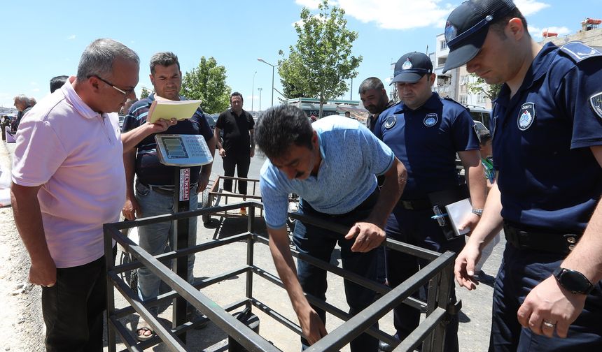 Büyükşehir’den kurban denetimi ve temizlik seferberliği