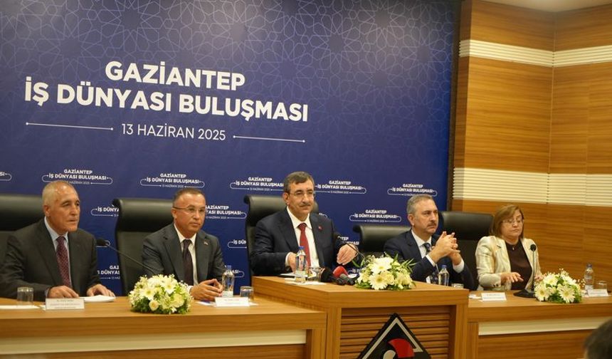 Cevdet Yılmaz "Gaziantep İş Dünyası Buluşması" programında konuştu