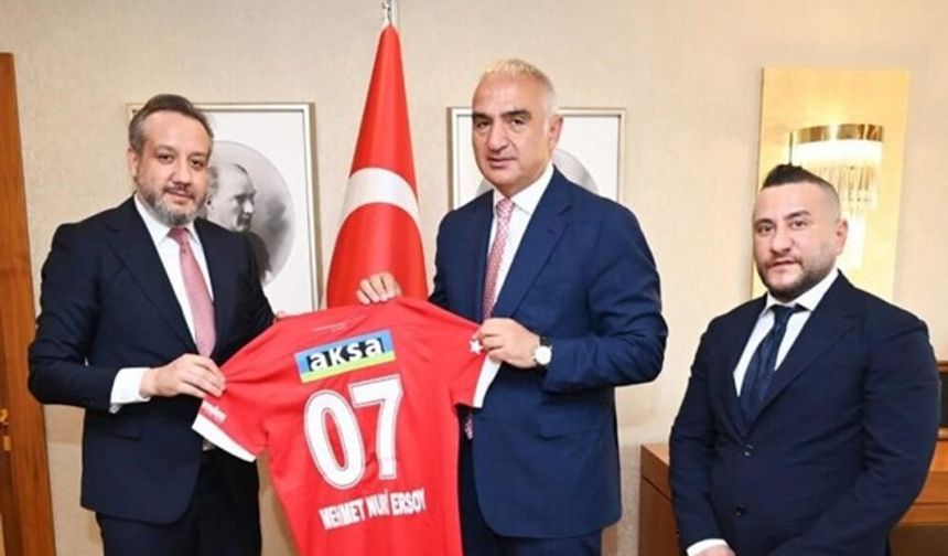 Ahmet Ağrı: Ulaşılabilir İş İnsanı Simgesi