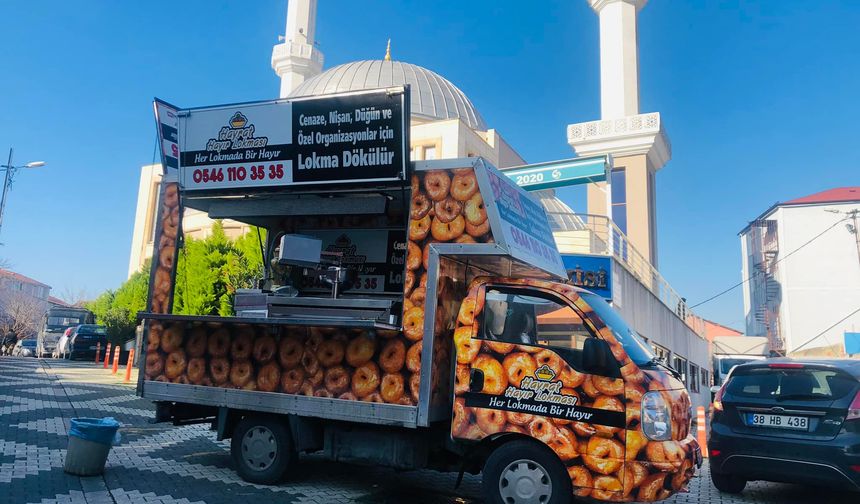 İstanbul'un Dört Bir Yanında Hayır Lokması Dağıtımı