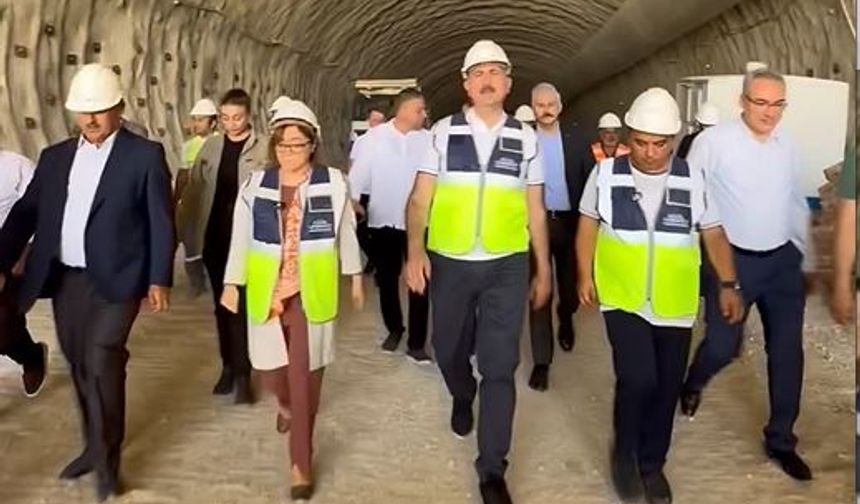 Fatma Şahin, Dülük-OSB Tüneli’nde incelemelerde bulundu