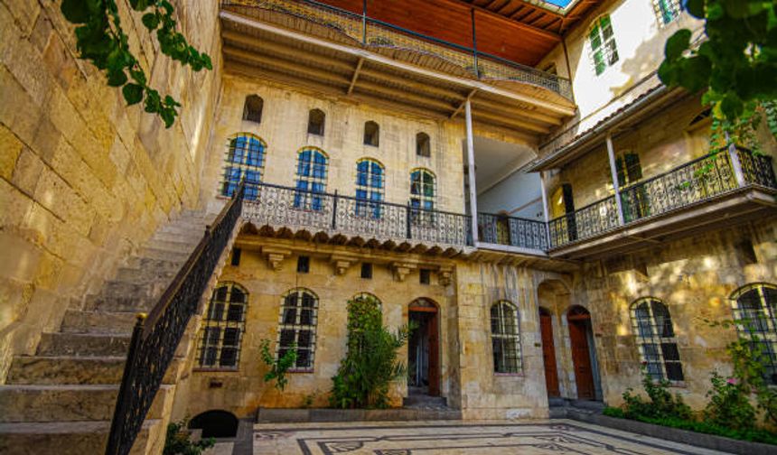 Tarihi hamamlar ve hikâyeleri