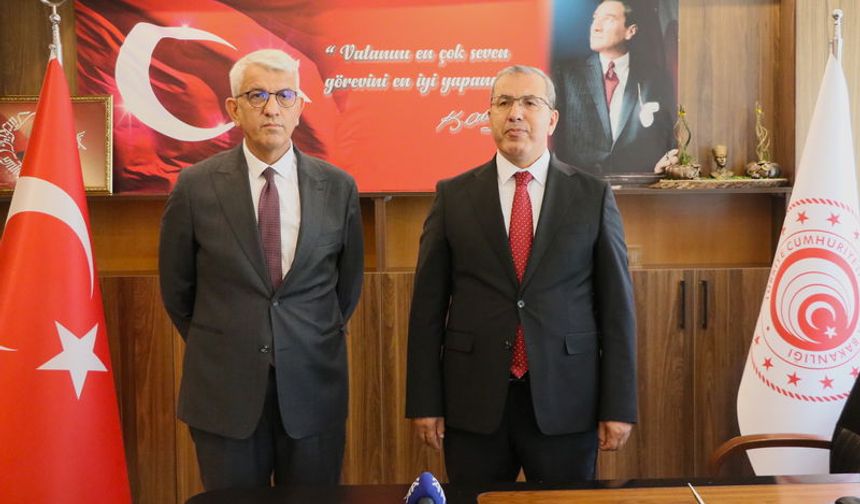 Kınık, Bayraktar’dan görevi devraldı
