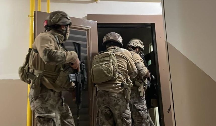 Gaziantep dahil 55 ilde 301 şüpheli yakalandı