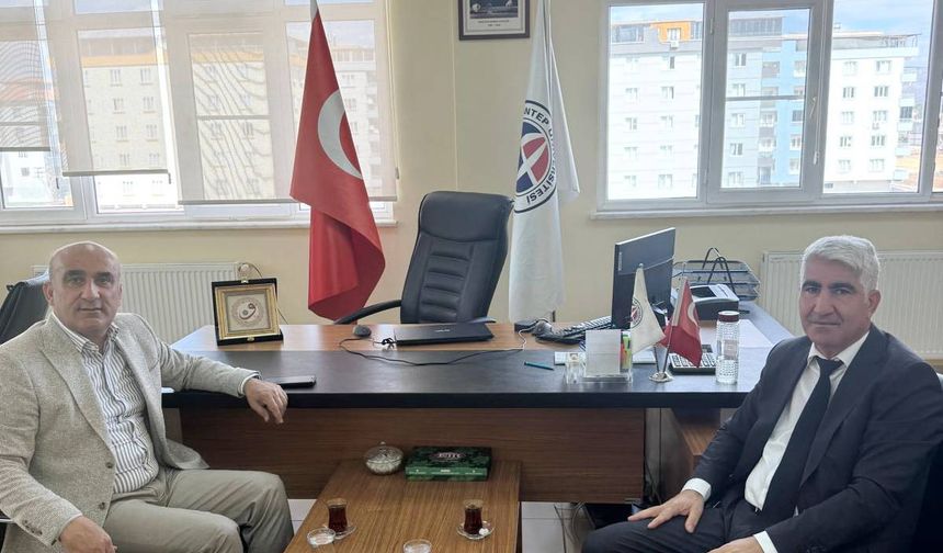 Başkan Özdemir’den Araban MYO’ya ziyaret