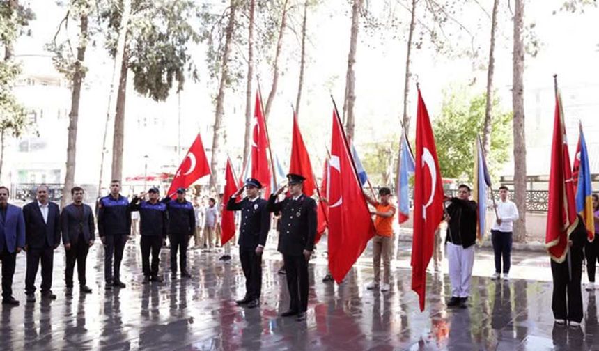 Nizip ve Araban'da Cumhuriyet'in 102. yılı kutlandı