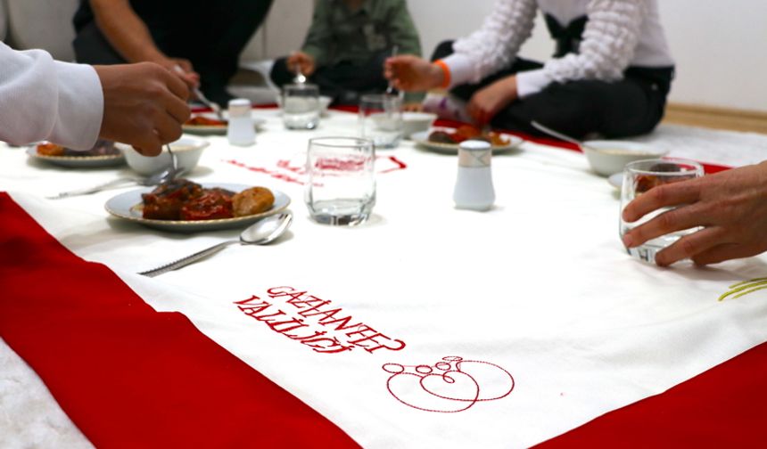 Gaziantep'te geleneksel sofra kültürü yaşatılıyor