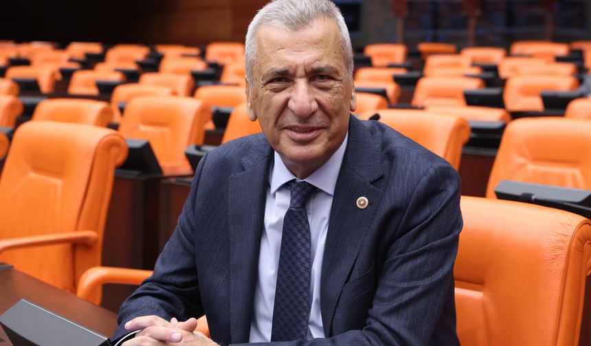 Öztürkmen: 15 bin öğretmen ataması yetmez