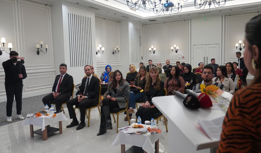 Şiddetin köklerine ışık tutuldu