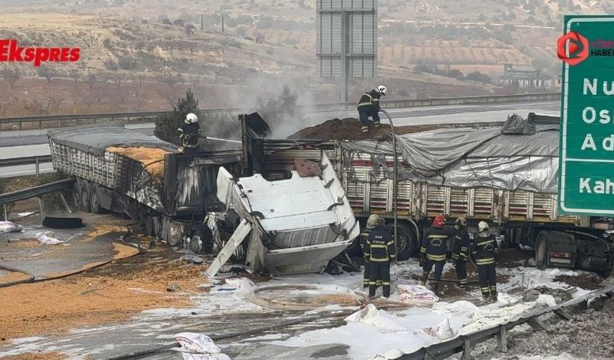 TAG Otoyolu'nda zincirleme kaza: 3 tır yandı
