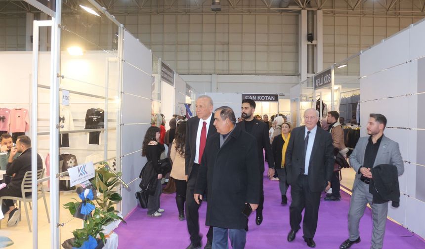 İYİ Parti’den PENTEX Fuarı’na ziyaret