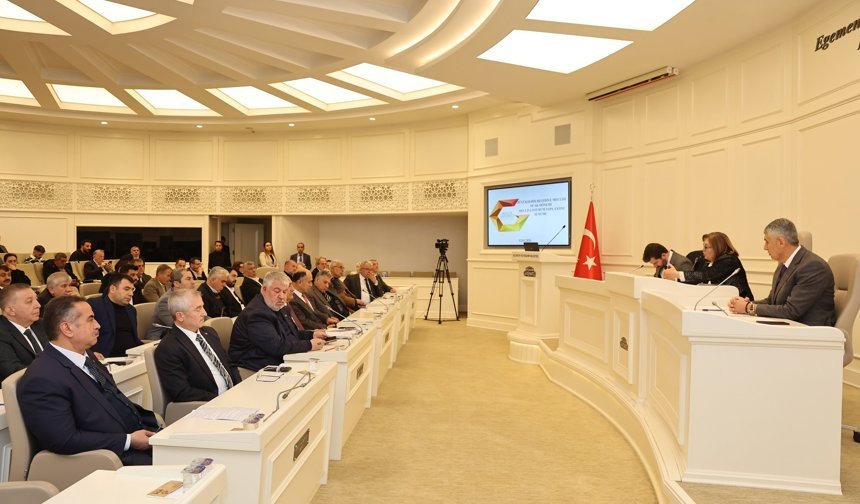 "Atatürke hakaret eden birine Fahri Hemşehrilik verilemez"