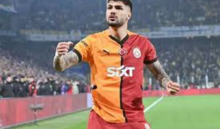 Eren Elmalı kim? Neden sahalardan uzaklaştırıldı?