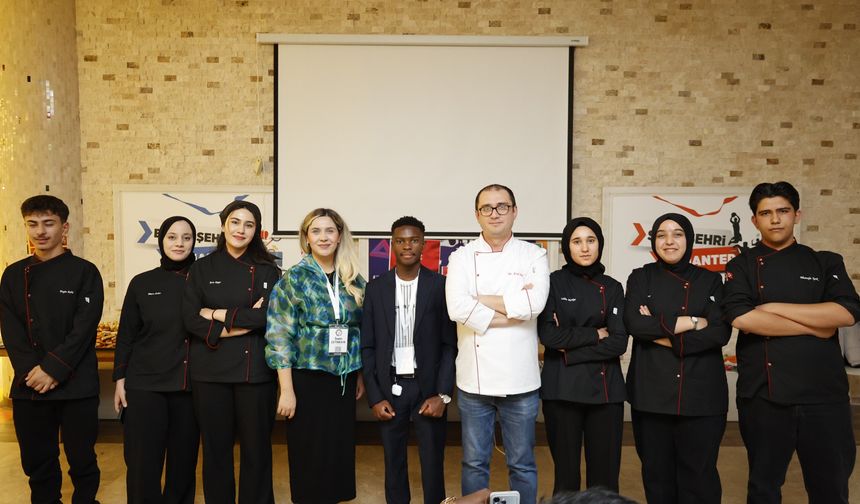 Uluslararası öğrenciler GİBTÜ mutfağında buluştu