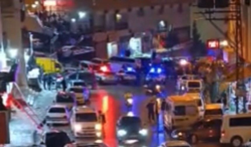 Düğün salonu önünde silahlı saldırı