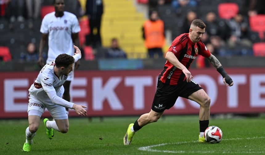 Gaziantep FK: 1 - Trabzonspor: 2 (İlk yarı)